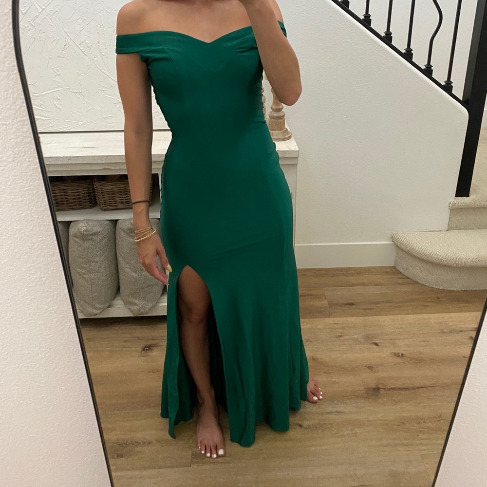 Formal Gown size S/2-4